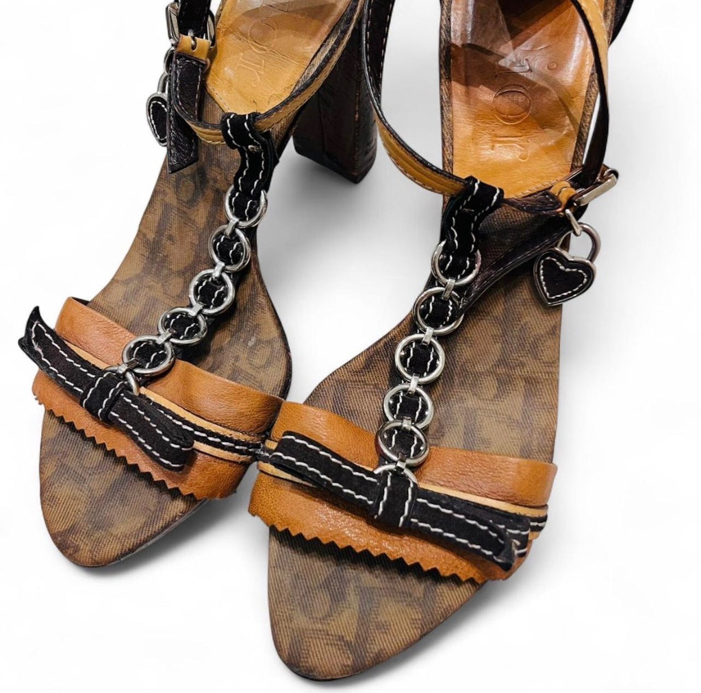 CHRISTIAN DIOR “Romantique” Chain Heels