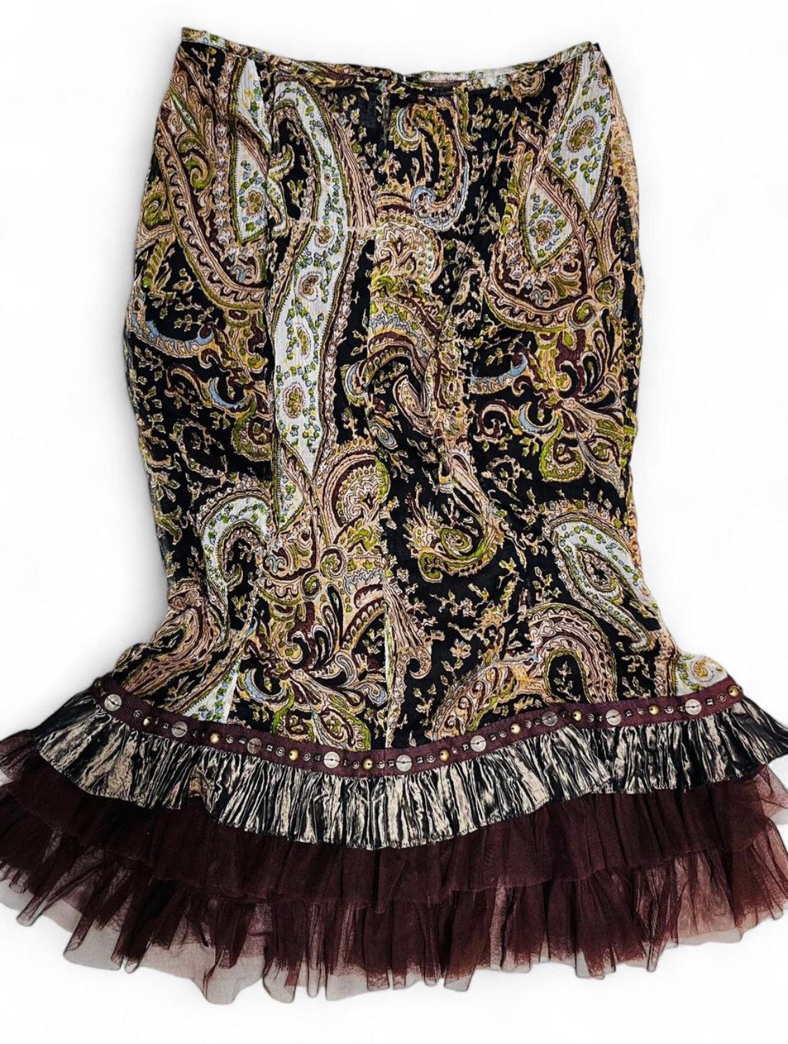 Patterned skirt with ruffled bottom on a white background